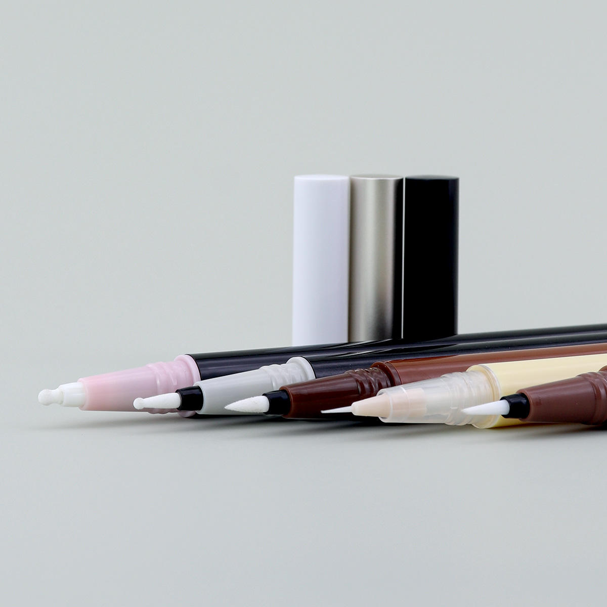 Factory Customization High Quality Empty Eyeliner Pen Packaging Tube Various Pen Tips Available