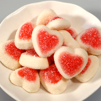 OEM Factory Wholesale Heart Gummy Strawberry Flavors Sour Love Soft Sweets Multi-Colored Cartoon Shape Fruit Jelly Candy Bag